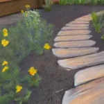 Cuáles son las hierbas aromáticas que repelen plagas en el jardín