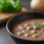 Salsa de hongos deliciosa para realzar tus carnes en casa